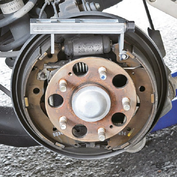 Beta Attrezzo per la sostituzione dei cilindri nei freni a tamburo