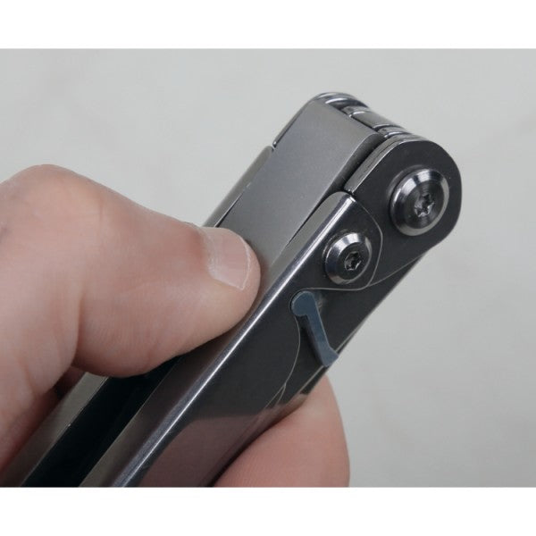 Beta Utensile multifunzione completo di inserti e fodero