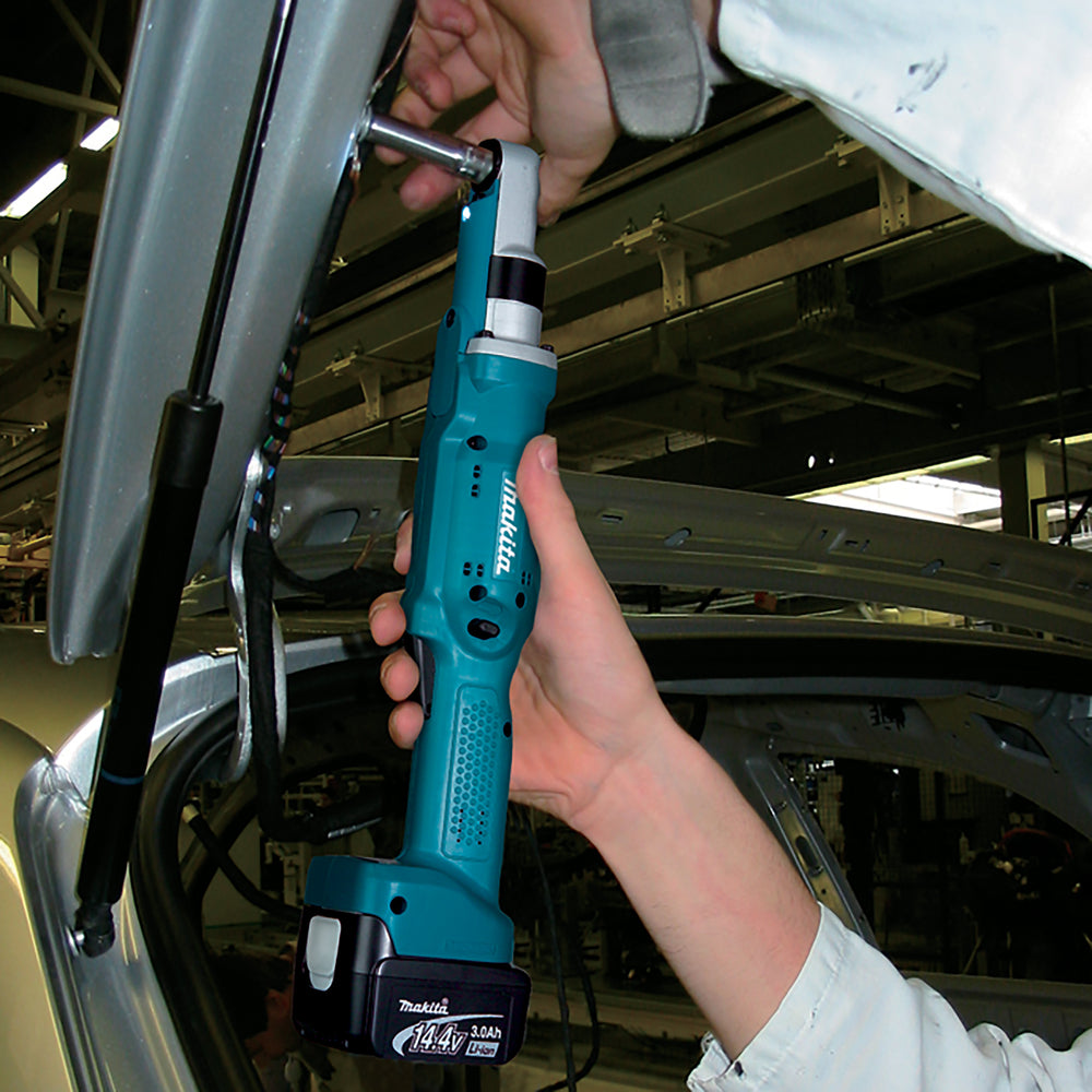 MAKITA Avvitatore angolare a trasmissione dati LXT ® DFL201RZ