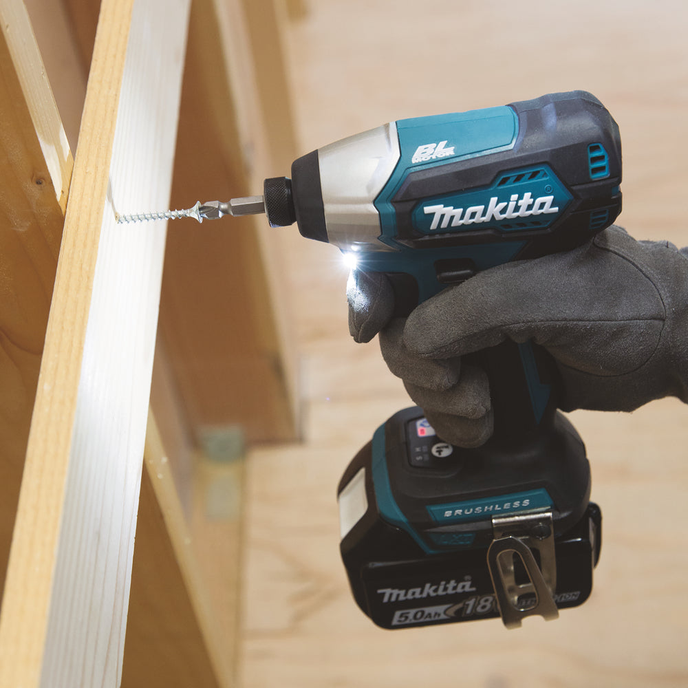 MAKITA Avvitatore ad impulsi LXT ® DTD155ZJ