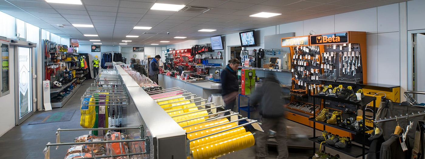 Olivieri interno negozio