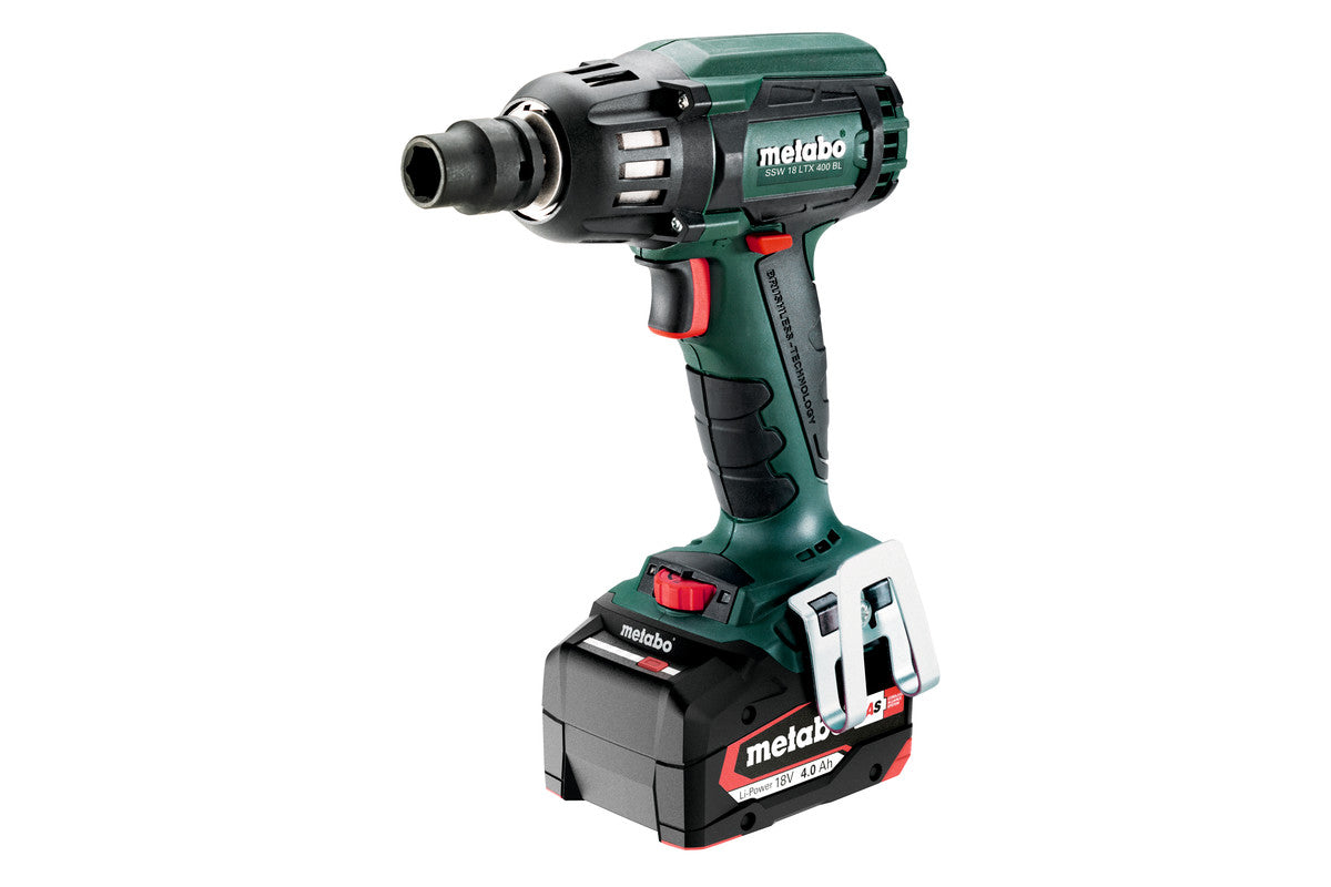 Metabo Avvitatore a massa battente a batteria SSW 18 LTX 400 BL 18V 2x4Ah Li-Power Caricabatteria ASC 55 metaBOX 145