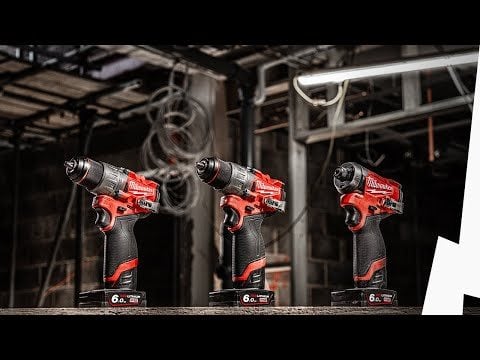 MILWAUKEE Trapano avvitatore compatto M12 FUEL™ M12 FDD2-402X