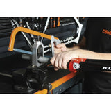 Beta Attrezzo guidalama per taglio reggisella di tipo aerodinamico fino a 80 mm e taglio canotti da 1" a 1.1/2"