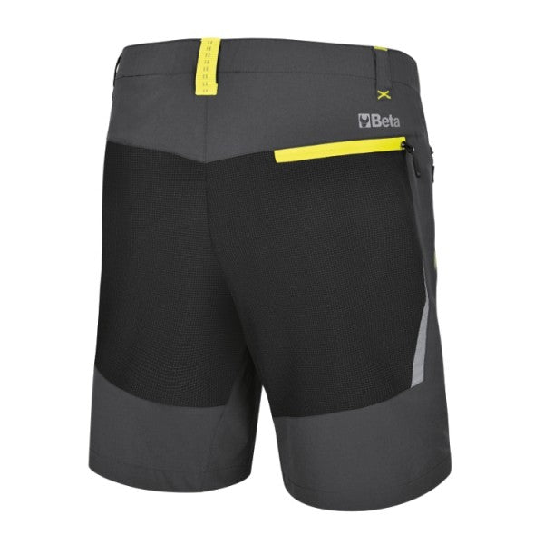 Beta Bermuda "work trekking" LIGHT in tessuto elasticizzato, ideali per chi vuole un capo pratico, comodo e leggero.