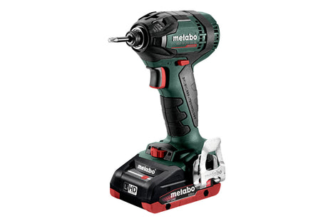 Metabo Avvitatore a massa battente a batteria SSD 18 LTX 200 BL 18V 2x4Ah LiHD Caricabatteria ASC 55 metaBOX 145