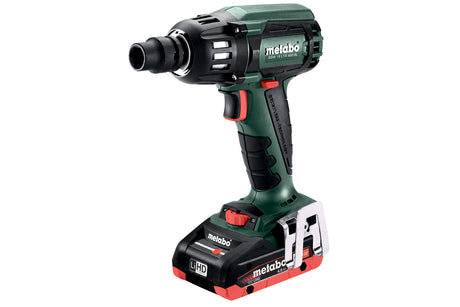 Metabo Avvitatore a massa battente a batteria SSW 18 LTX 400 BL 18V 2x4Ah LiHD Caricabatteria ASC 55 metaBOX 145